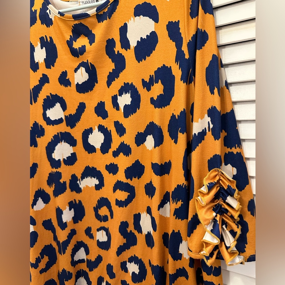NUGGLES Mustard/Navy Leopard Ruffle Top Size XL - Picture 6 of 8